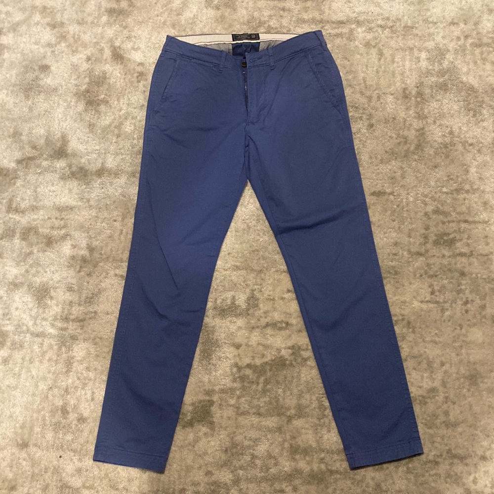 ABERCROMBIE AND FITCH LIGHT BLUE PANTS SIZE 29W 30L